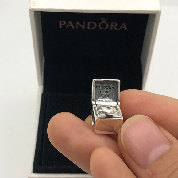 ✨🔥PANDORA 2014 Pandora Club Charm - Picture 11 of 11